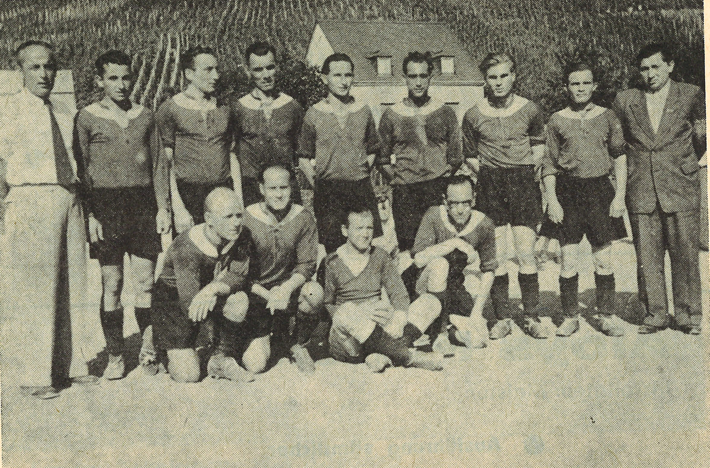 1951/52 · Die erste Mannschaft mit Spielertrainer Oscar Marx