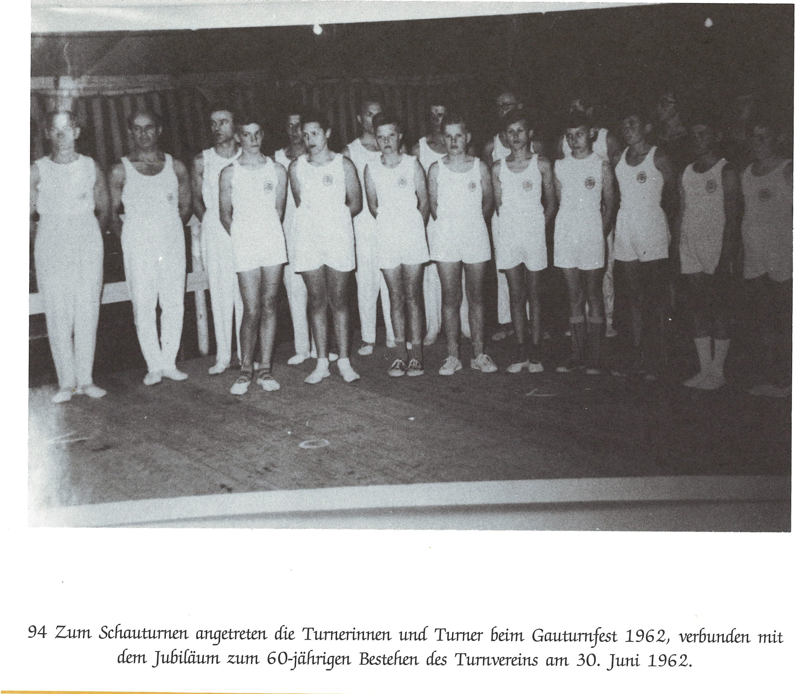 1962 · Die Turnriege beim Gauturnfest in Schweich