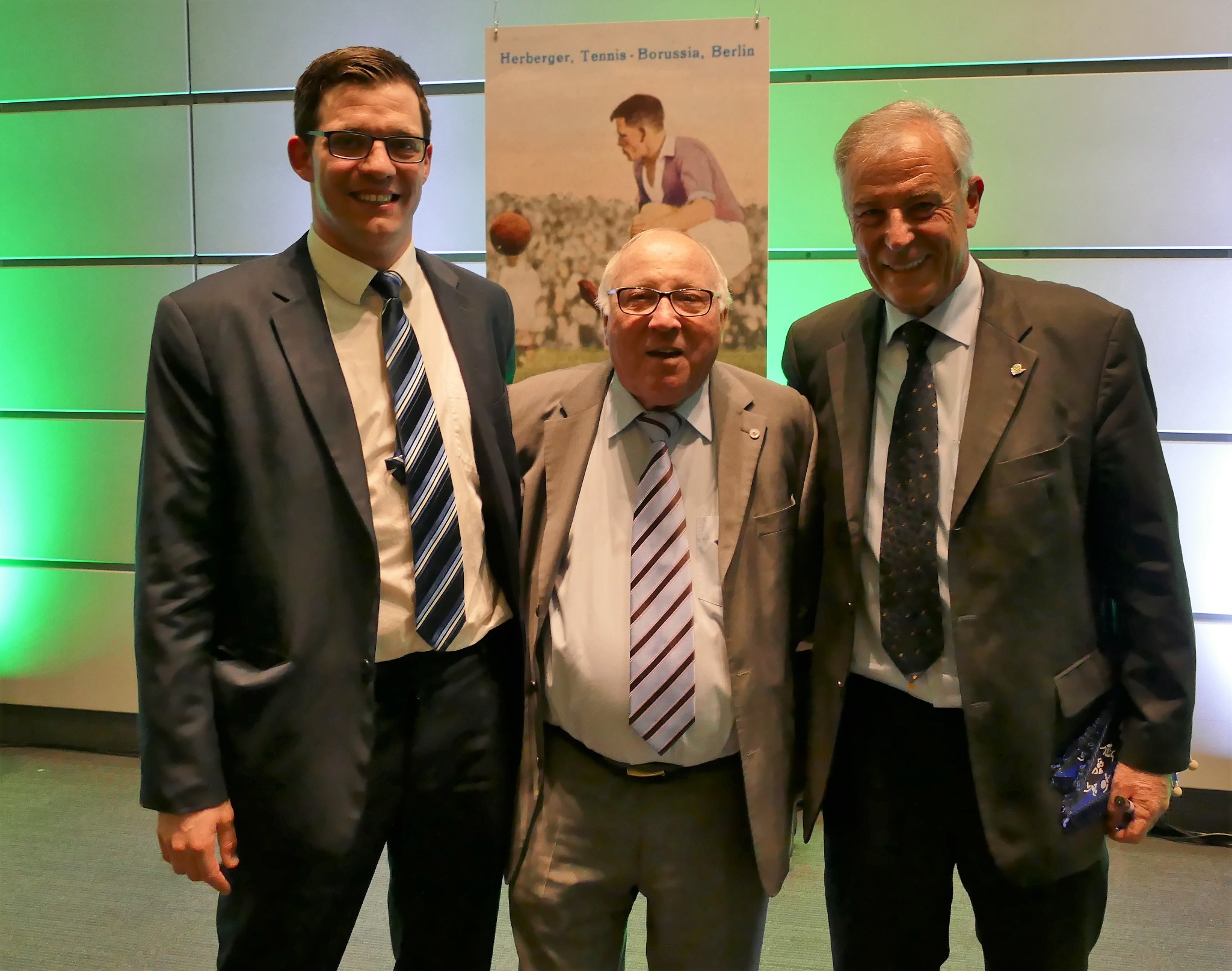 Erinnerungsfoto mit Uwe Seeler bei der Preisverleihung 2017.