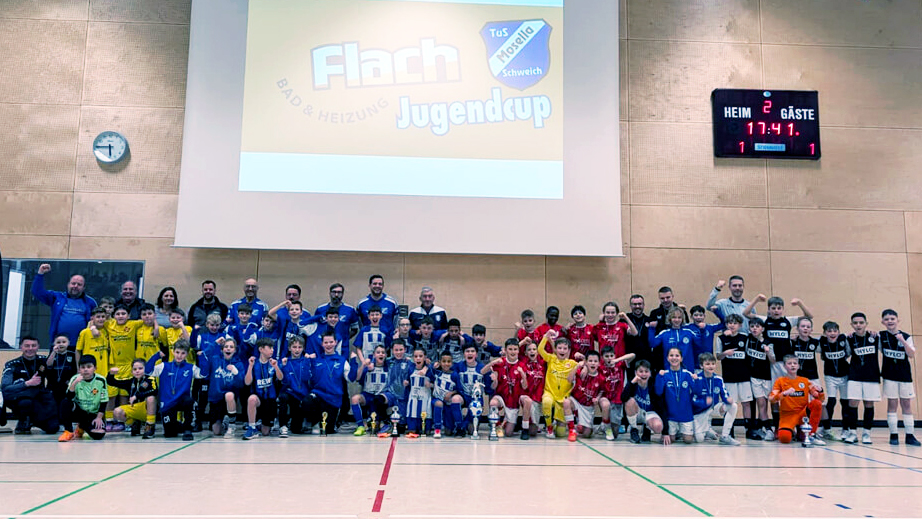 Die Schweicher Bambinis beim neunten Flach-Jugend-Cup 2026.