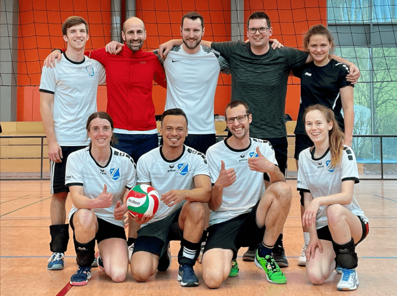 Mixed Volleyballteam des TuS Mosella Schweich beim Turnier in Kelberg 2023
